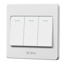 公牛(BULL) 墙壁开关 G07系列 三开单控开关 86型面板G07K311C 白色 暗装