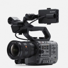 ONY 索尼（Sony）ILME-FX6电影摄像机4K超级慢动作电影拍摄数码摄像机 ILME-FX6V（机身）+FE28-135 F4电影镜头+存储卡+读卡器