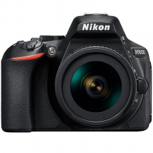  尼康(Nikon)数码单反相机 D5600+AF-S DX 尼克尔18-140mmf/3.5-5