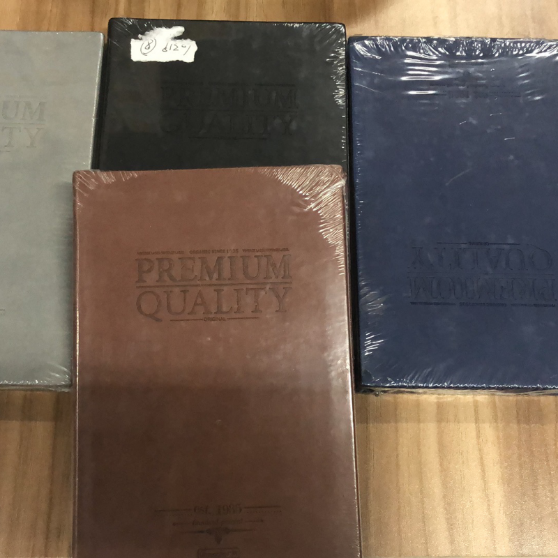 广博A5皮面记事本  颜色随机