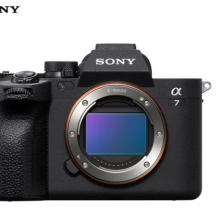索尼（SONY）Alpha 7 IV 全画幅微单数码相机  单机身 约3300万有效像素 4K视频录制（ILCE-7M4/A7M4）