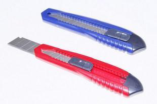 得力(deli)美工刀2004